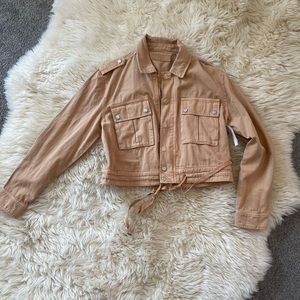 NWT Super cool utility jacket size medium perfect for spring